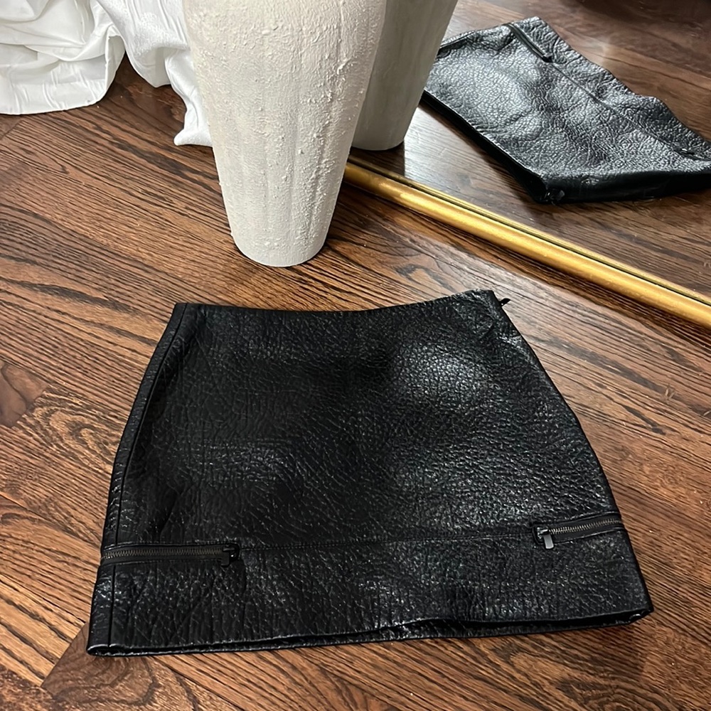 Zara mini leather skirt